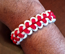 Load image into Gallery viewer, Baseball and Softball Themed Paracord Bracelets